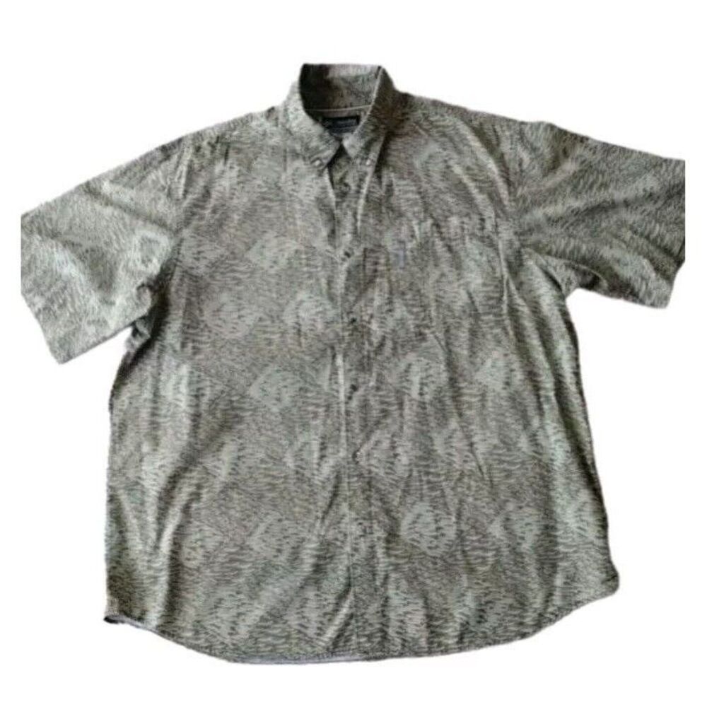 Columbia Button Down Shirt Men's‎ XL Green Short Sleeve Outdoor Tan Fish Motif